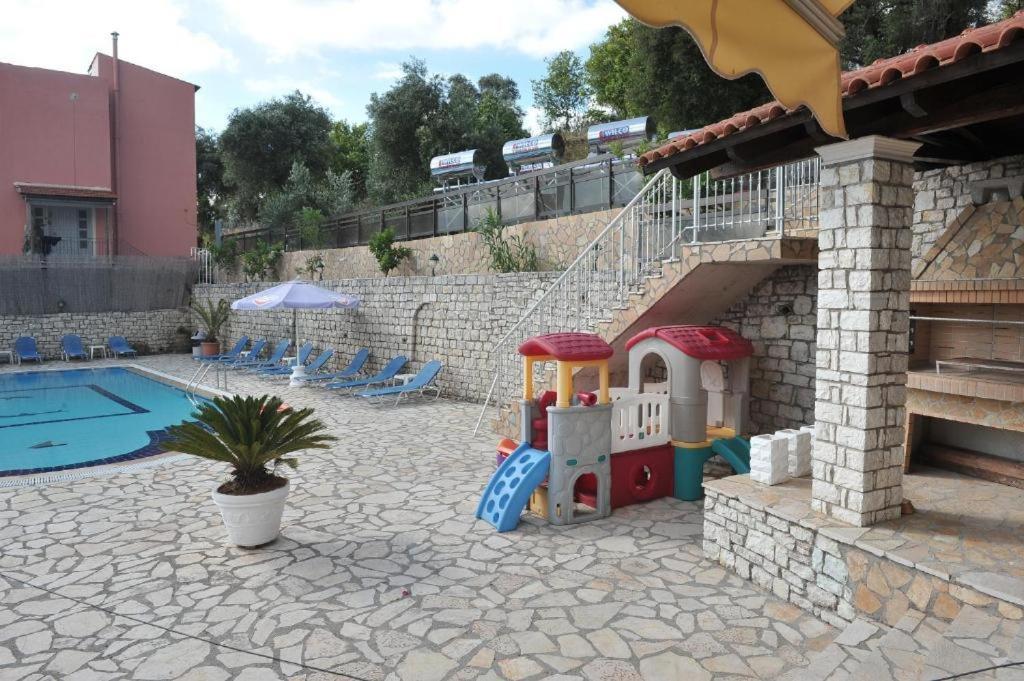 Kerkyra Beach Hotel & Apartments Benitses  Exterior photo